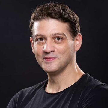 cezar-vlad-popescu-0000